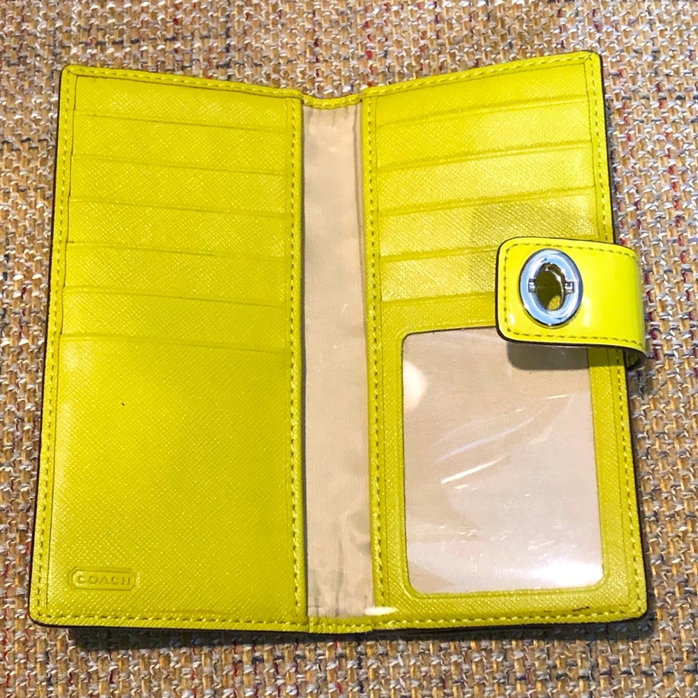 COACH Legacy Signature Slim Turn Lock Closure Trifold Wallet Neon Yellow Trim - Picture 9 of 17
